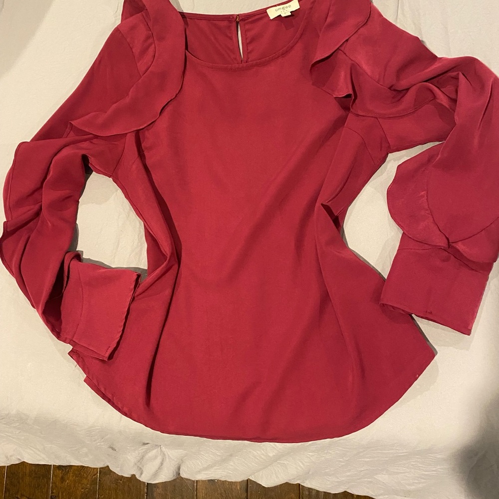 Elegant Women's Pink Ruffle Top